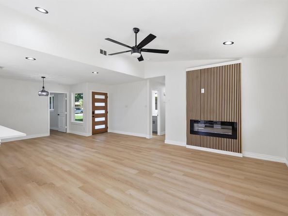 2506  Timberlake Drive , Irving Texas 75062