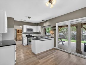 2117  Lavaca Trail , Carrollton Texas 75010