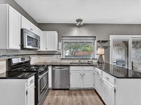 2117  Lavaca Trail , Carrollton Texas 75010