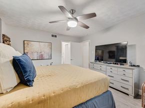 4307  Oak Trail , Dallas Texas 75232