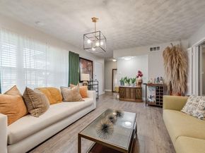 4307  Oak Trail , Dallas Texas 75232