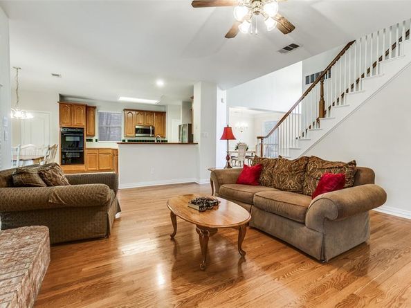 6901  Aberdeen Drive , Garland Texas 75044