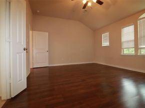 913  Shelby Lane , Lewisville Texas 75056