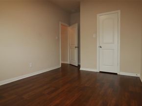913  Shelby Lane , Lewisville Texas 75056