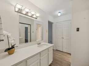 9600  Royal Lane  201, Dallas Texas 75243