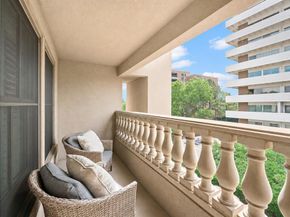 3702  Holland Avenue  6, Dallas Texas 75219
