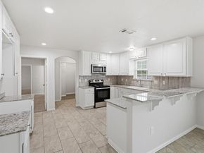 1400  Stewart Street , Fort Worth Texas 76104