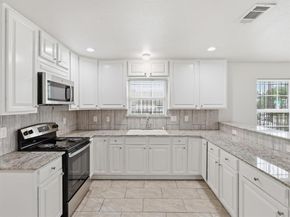 1400  Stewart Street , Fort Worth Texas 76104