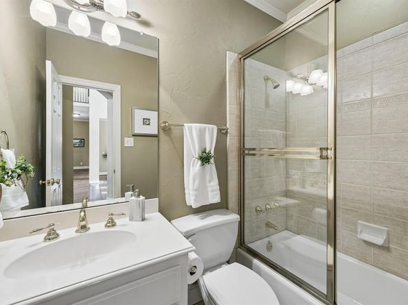 1724  Pembroke Lane , McKinney Texas 75072