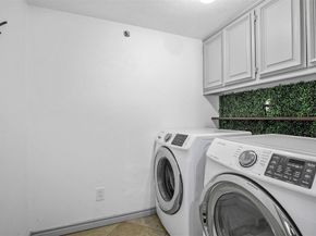 3228  San Jacinto Street , Dallas Texas 75204