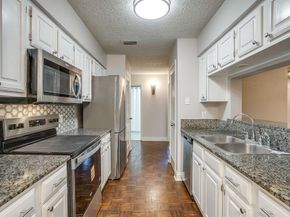 1206  Riverchase Lane  251, Arlington Texas 76011