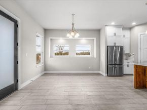 2561  Burton Avenue , Fort Worth Texas 76105