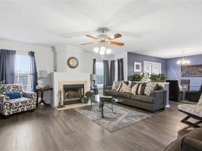 217  Sunset Oaks Drive , Fort Worth Texas 76112