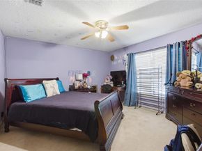 217  Sunset Oaks Drive , Fort Worth Texas 76112