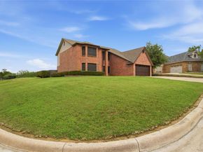 217  Sunset Oaks Drive , Fort Worth Texas 76112