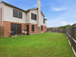 217  Sunset Oaks Drive , Fort Worth Texas 76112