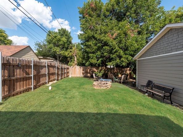 4024  Calmont Avenue , Fort Worth Texas 76107