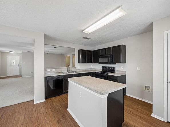 2609  Diver Court , Fort Worth Texas 76119