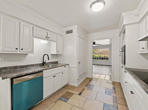 215  Johnson Drive , Duncanville Texas 75116