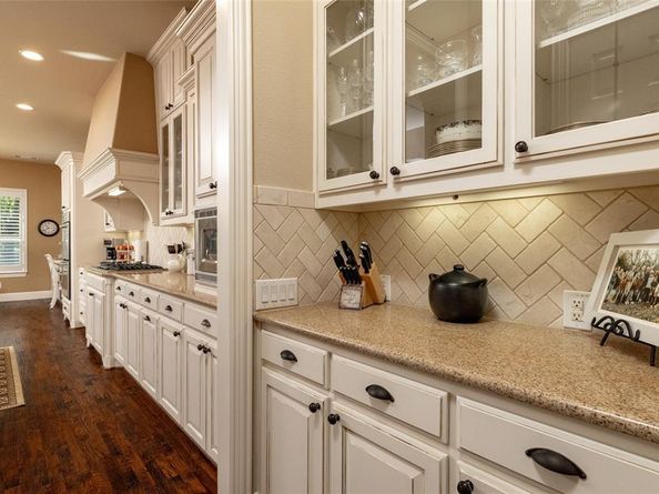 620  Kimbro Avenue , Lantana Texas 76226