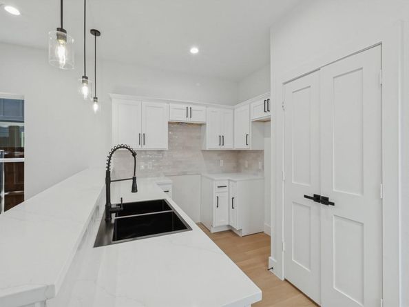 2208  Dyson Street , Dallas Texas 75215