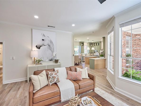 6637  Oakmont Court , Plano Texas 75093