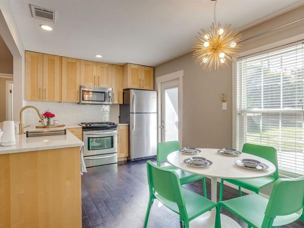 402  Elliott Street , Arlington Texas 76013