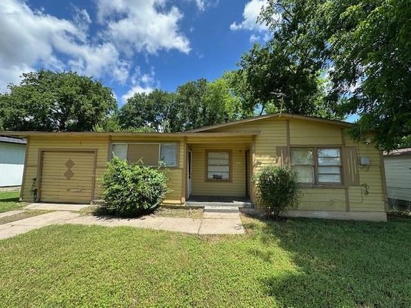 2915  56th Street , Dallas Texas 75241