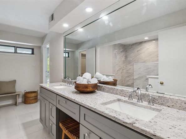 6908  Heatherknoll Drive , Dallas Texas 75248