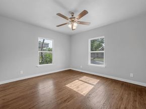 3329  8th Avenue , Fort Worth Texas 76110