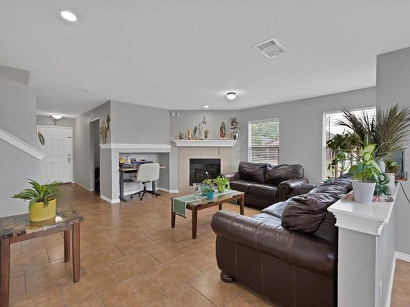 3503  Ridge Crossing Drive , Dallas Texas 75227