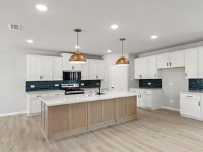 1700  Elle Lane , Aubrey Texas 76227