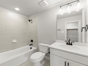 1700  Elle Lane , Aubrey Texas 76227