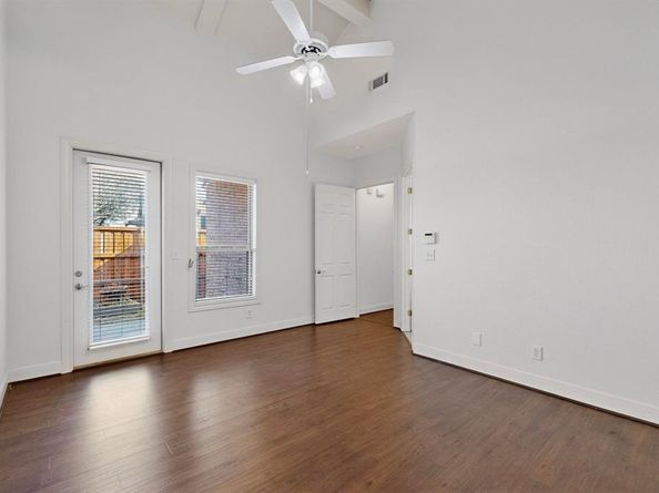17419  Energy Lane , Dallas Texas 75252