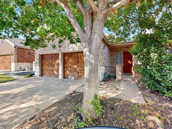 17419  Energy Lane , Dallas Texas 75252