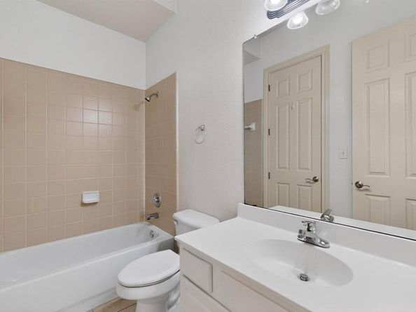 17419  Energy Lane , Dallas Texas 75252