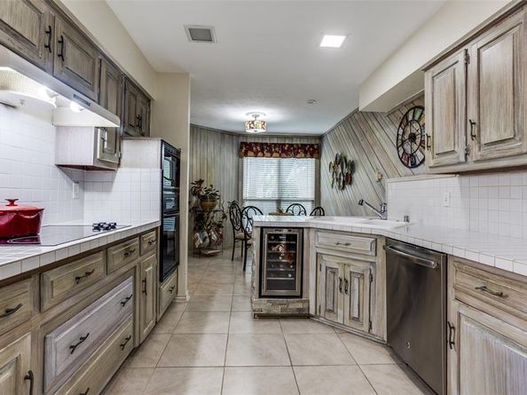 3103  Kristin Court , Garland Texas 75044