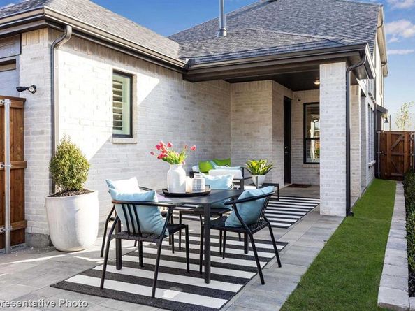 1104  Bolden Avenue , Crowley Texas 76036