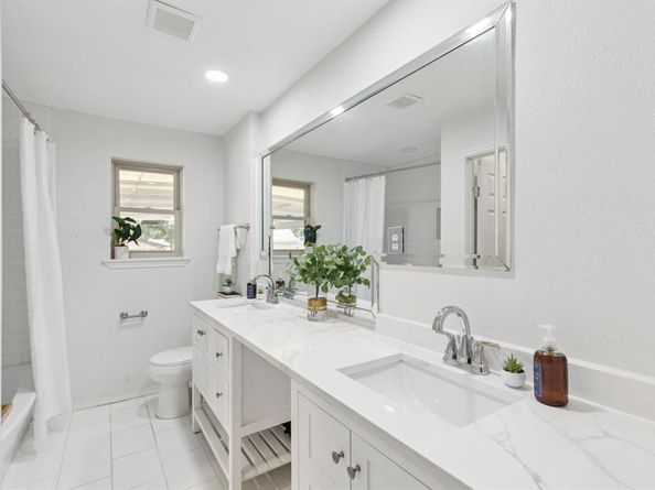 10816  Colbert Way , Dallas Texas 75218
