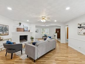 10816  Colbert Way , Dallas Texas 75218