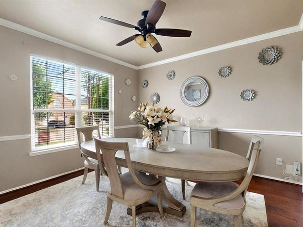 1942  Garrison Way , Garland Texas 75040