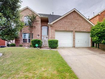 1942  Garrison Way 