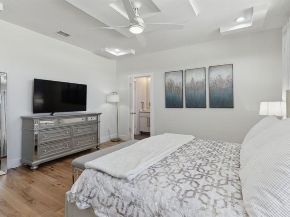 4406  Munger Avenue  1, Dallas Texas 75204