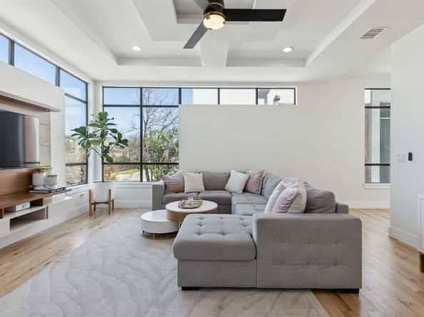 4406  Munger Avenue  1, Dallas Texas 75204