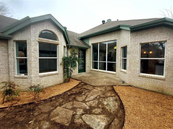 1917  Briarwyck Court , Denton Texas 76205