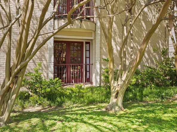 4023  Wycliff Avenue  104, Dallas Texas 75219