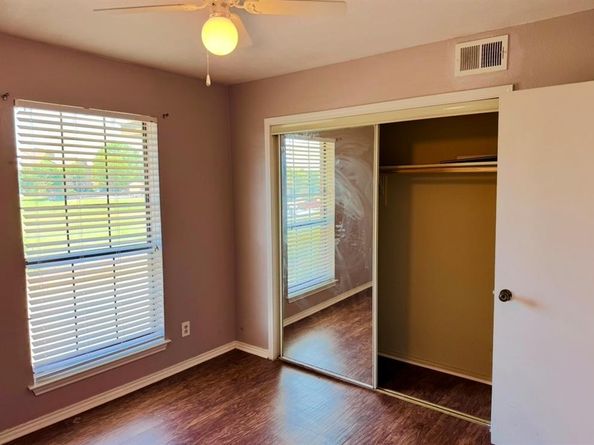 5913  Lake Hubbard Parkway  221, Garland Texas 75043