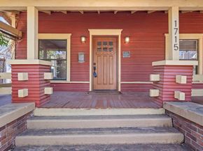 1715  College Avenue , Fort Worth Texas 76110