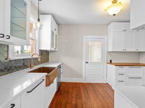 1715  College Avenue , Fort Worth Texas 76110