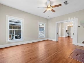 1715  College Avenue , Fort Worth Texas 76110